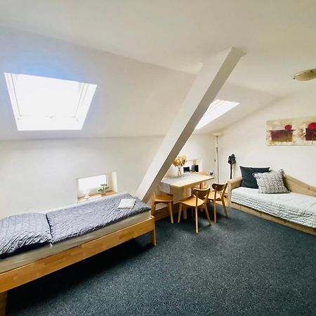 Apartma Luxura ジェチーン エクステリア 写真