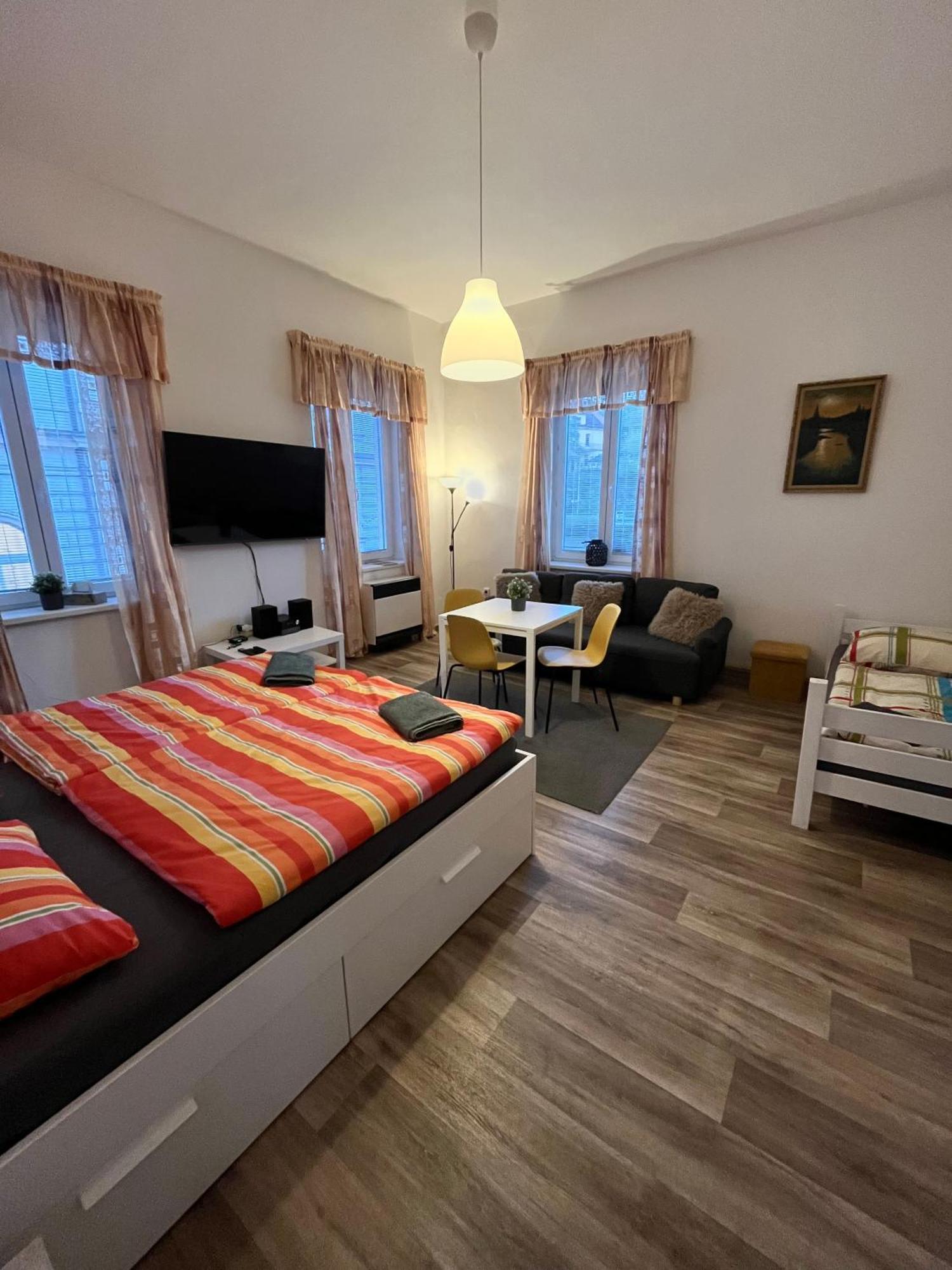 Apartma Luxura ジェチーン エクステリア 写真