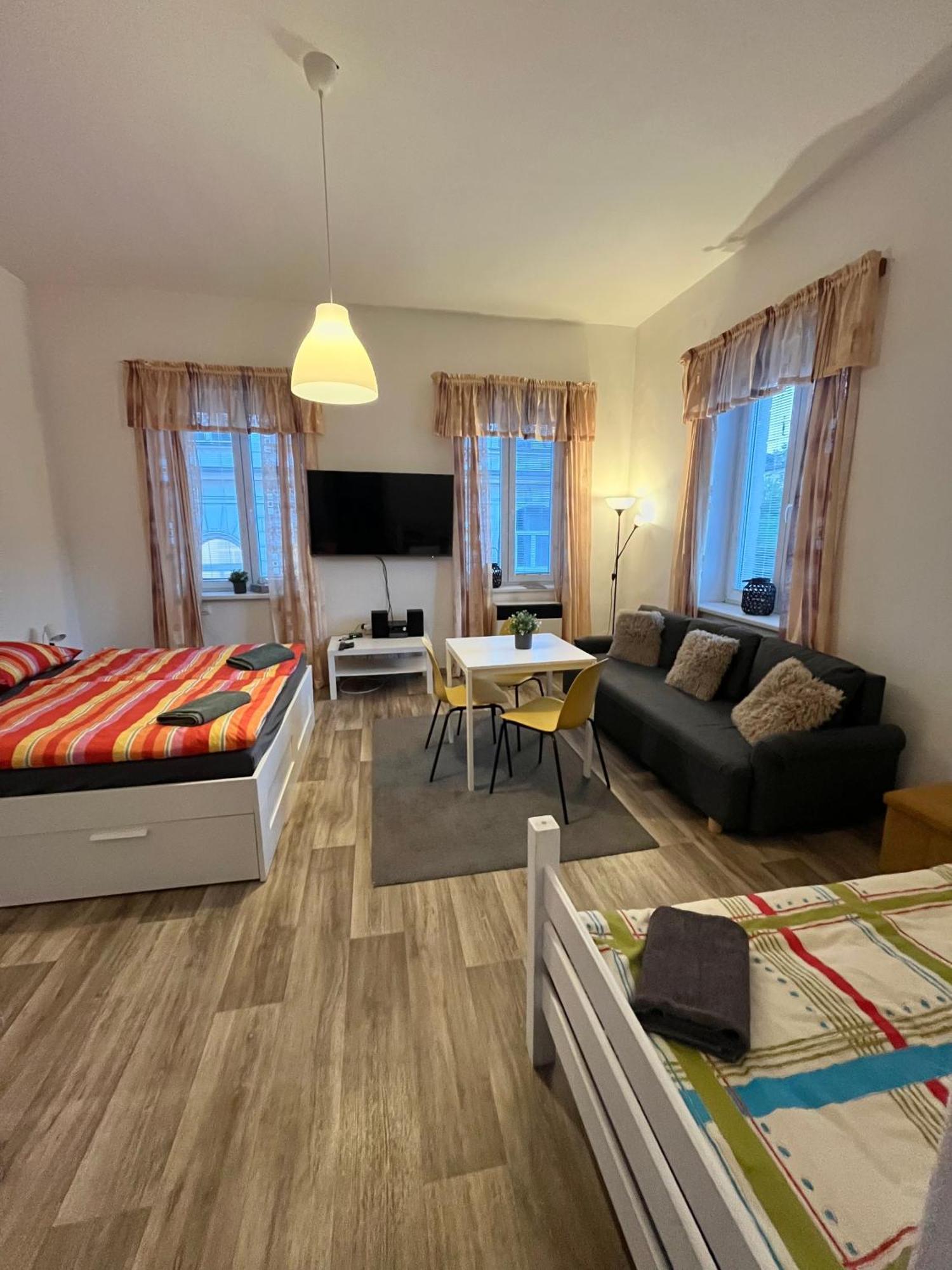 Apartma Luxura ジェチーン エクステリア 写真
