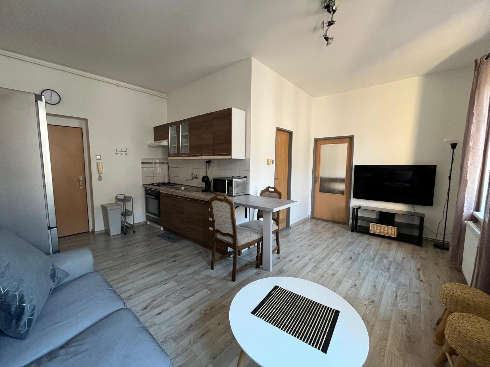 Apartma Luxura ジェチーン エクステリア 写真