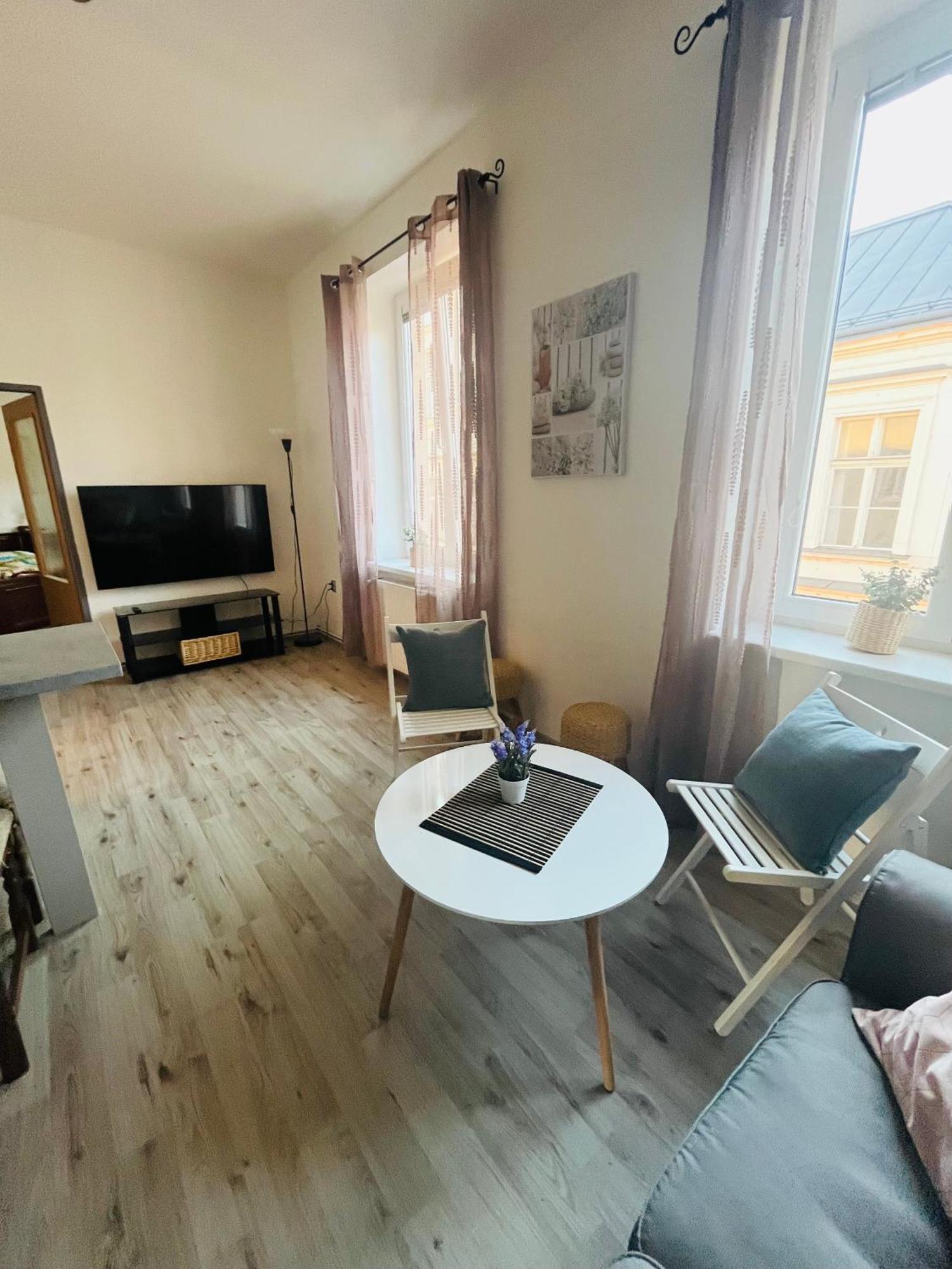 Apartma Luxura ジェチーン エクステリア 写真