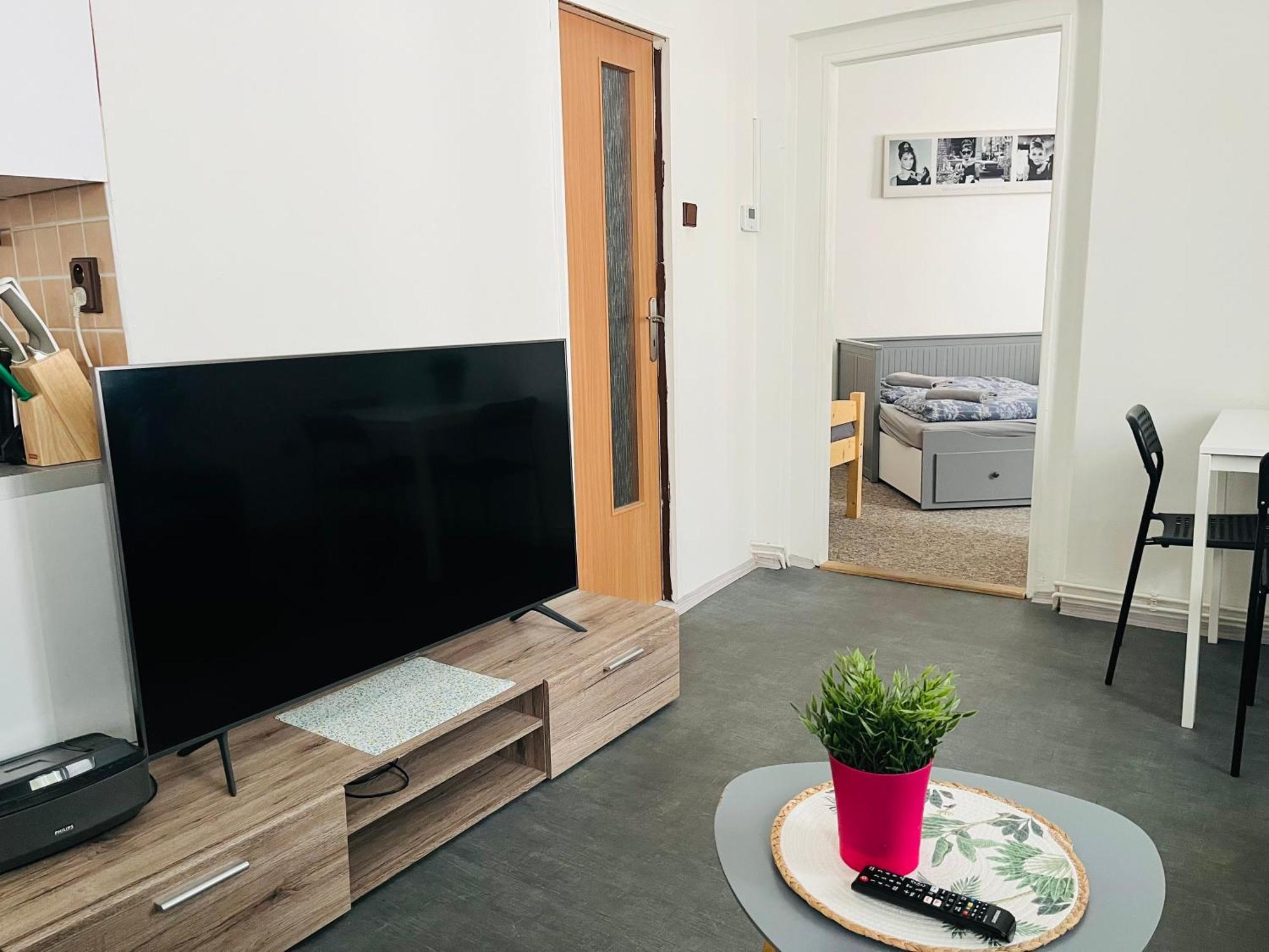 Apartma Luxura ジェチーン エクステリア 写真