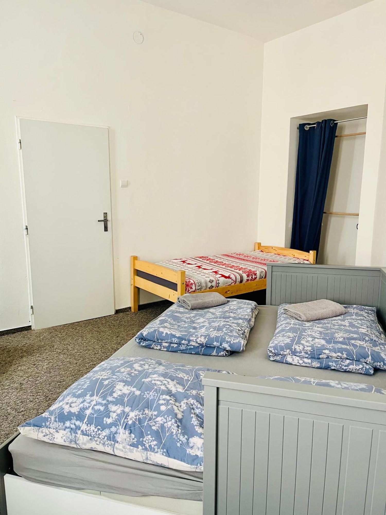 Apartma Luxura ジェチーン エクステリア 写真